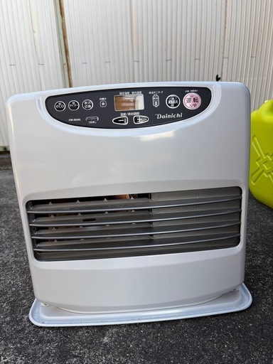 24年製　ダイニチ  石油ファンヒーター FW-5624L ムーンホワイト