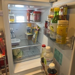 冷蔵庫 freemee ホワイト JR-SY15AR-W [幅44cm /148L /2ドア /右開きタイプ /2023年] の画像