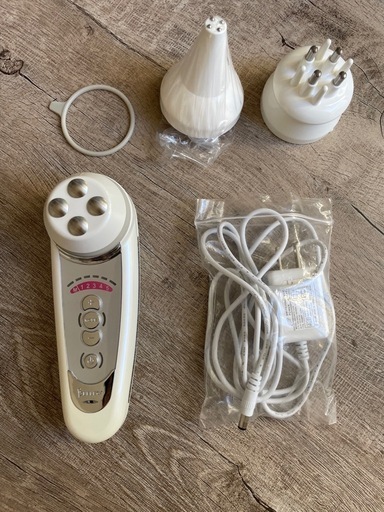 ベルガ　セルキュア4T Plus 田中みな実 美顔器