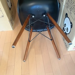 椅子　チェア　シェルサイドチェア　ブラック　の画像