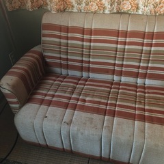 決まりました　ソファ　レトロ感あり　2人がけ用の画像