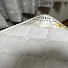 シングルベッドの画像