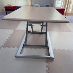昇降デスク　多機能パソコンデスク　の画像