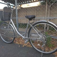 ブリジストン　２６インチのママチャリです。前後タイヤ新品交換済みです。の画像