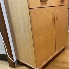 木製キッチンシェルフの画像