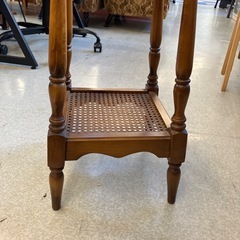 K2511-530 karimoku オールド 昭和レトロ 花台 サイドテーブル コロニアル キズ汚れ有りの画像