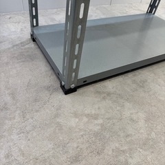 スチールラックの画像