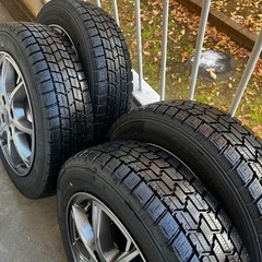 スタッドレスタイヤホイールセットの画像
