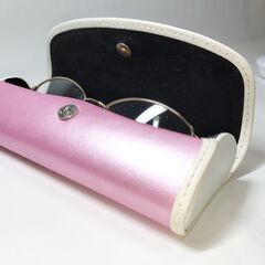 メガネケース女性用(キルティング生地のツートンカラー)￥950の画像