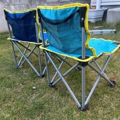 アウトドア　折りたたみチェアの画像