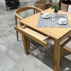 MUJI 無印良品 出付・幅80㎝ 正方形 ダイニングテーブル 良品計画の画像