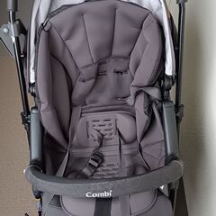 COMBI A型ベビーカー(レインカバー含む)の画像