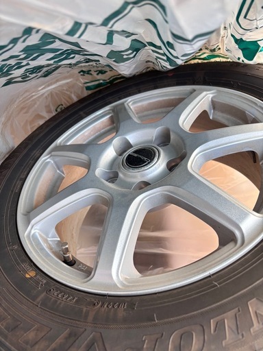 お話し中、ダンロップ　ホイール付き　スタッドレスタイヤ　4本セットWINTER MAXX 02 195/65R15 91Q