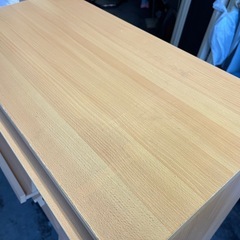 ディスプレイラック フラップシェルフ 収納棚 ディスプレイ ボード ナチュラルカラー 4マス W795 D450 H890 中古品 ④の画像