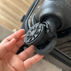 スーツケースタイヤ交換