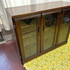 【取引中】サイドボードの画像