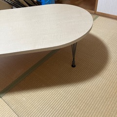  丸長テーブル　ローテーブル
　　の画像