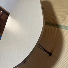 丸長テーブル　ローテーブル
　　の画像