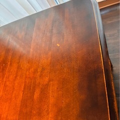 カリモク コロニアルダイニングテーブル の画像