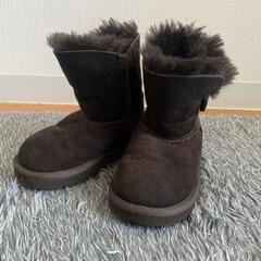 UGG アグ　ベイリーボタン　ショートブーツ　美品　15㎝の画像