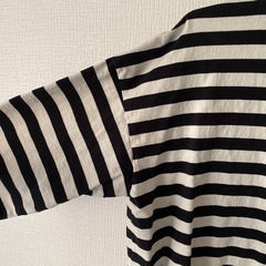 ニコアンド Tシャツの画像