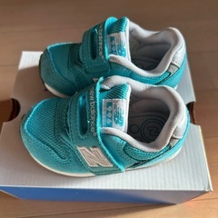 ニューバランス ベビーシューズの画像