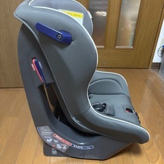 TAKATA タカタ チャイルドシート の画像