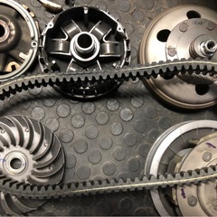 スカイウェイブ タイヤ•パッド•ベルト新品①の画像