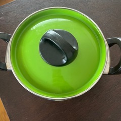 ホーロー両手鍋の画像