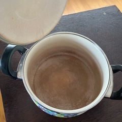 ホーロー両手鍋の画像