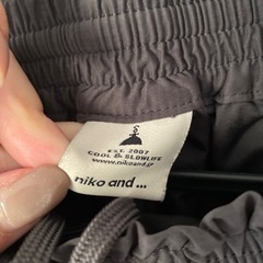 ニコアンド スカートの画像