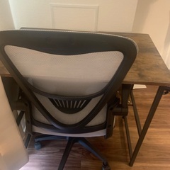デスク&椅子の画像