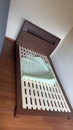 セミダブルベットフレーム