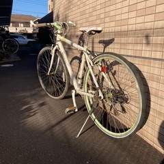 RENAULT(ルノー) AL-CRB7021-E 700c クロスバイク シマノ21段変速機搭載 軽量アルミフレーム採用 スポーツクロス バーエンド装着モデル 11167の画像