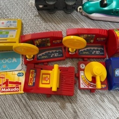 プラレール　ハッピーセット　マクドナルドの画像