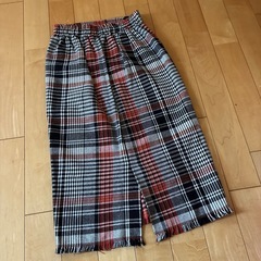 チェックタイトスカートの画像