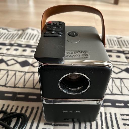 プロジェクター