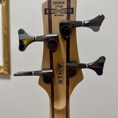 Ibanez SR300E Base (almost new) / with caseの画像