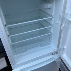 2020年式　冷蔵庫　単身用の画像