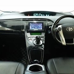【過去の金融トラブルありでも車買えちゃうかも😎‼】トヨタ プリウス 　Ｓの画像