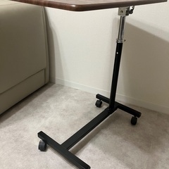 サイドテーブル　昇降可　折り畳み　キャスター付きの画像