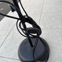 フロアスタンドライト　間接照明の画像