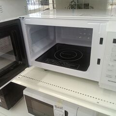 リユースのサカイ栃木店★ジモティ割あり★ IRISOHYAMA 電子レンジ ＫＭＢ-Ｆ186  23年製 動作確認／クリーニング済み TC11783の画像