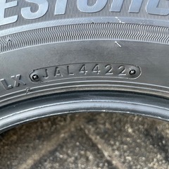 ⭐︎終了⭐︎ バリ溝！スタッドレス VRX3 185/65R15   2022年製 の画像