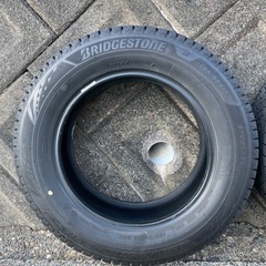 ⭐︎終了⭐︎ バリ溝！スタッドレス VRX3 185/65R15   2022年製 の画像