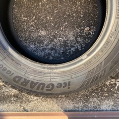 受付終了195/65R15スタッドレス4本　の画像