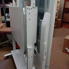 ホワイトボードとプロジェクター
の画像