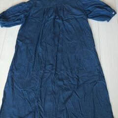 【美品】　デニム風ロングワンピース　前開きの画像