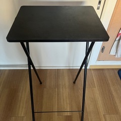 【決まりました
】折りたたみテーブル（黒）と高さ調節台（4個セット）をお譲りします！✨の画像