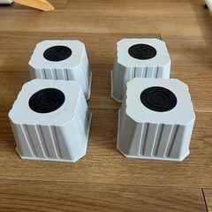 【決まりました
】折りたたみテーブル（黒）と高さ調節台（4個セット）をお譲りします！✨の画像